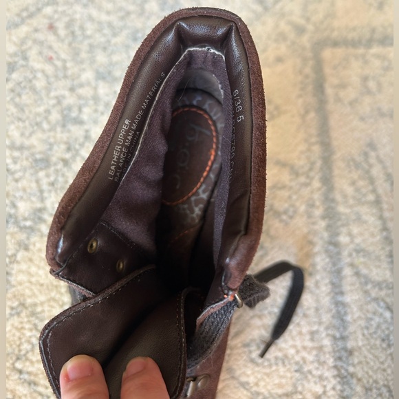 B.o.C Brown Suede Ankle Boots with Black Heel Women’s size 6 - Picture 9 of 9